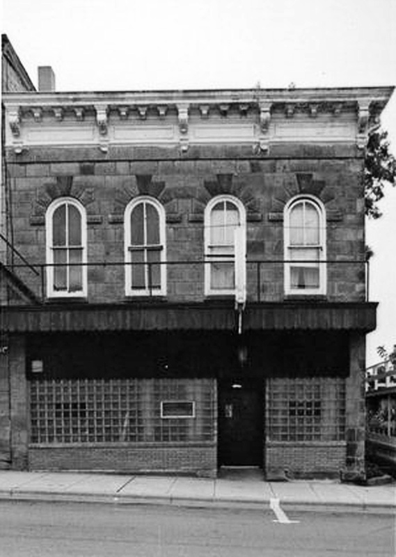 261 High Street - Before restoration